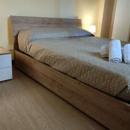 The Walls Apartment ลุคคา ภายนอก รูปภาพ