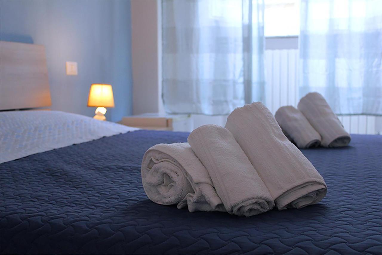 The Walls Apartment ลุคคา ภายนอก รูปภาพ