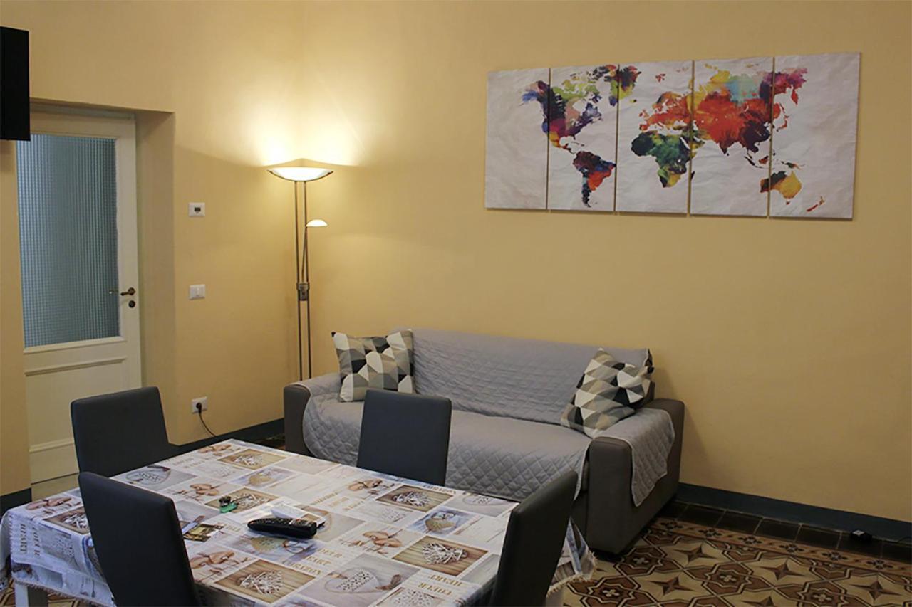 The Walls Apartment ลุคคา ภายนอก รูปภาพ