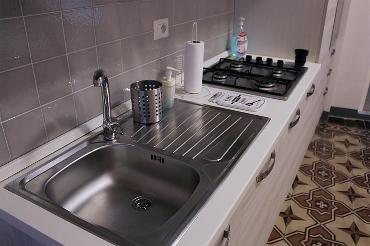 The Walls Apartment ลุคคา ภายนอก รูปภาพ