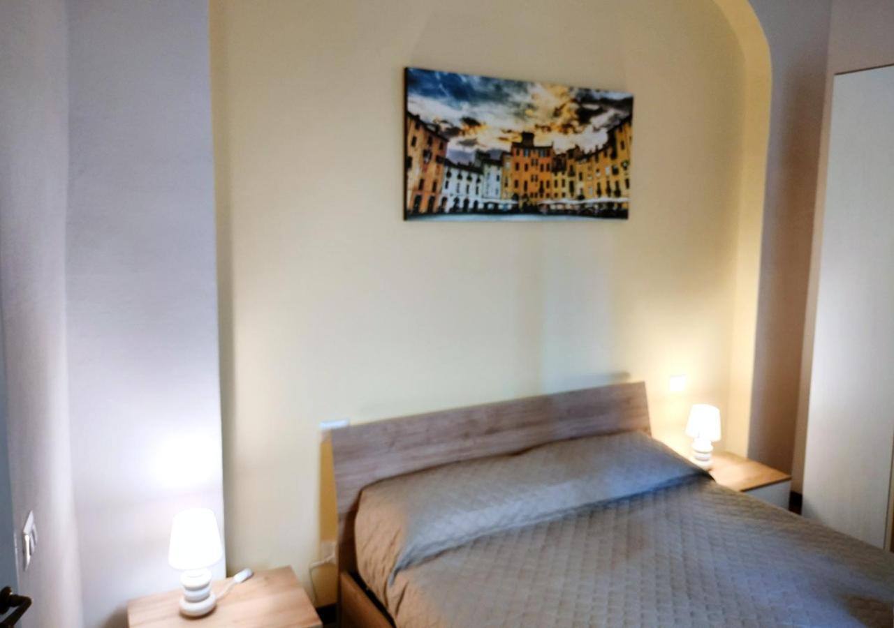 The Walls Apartment ลุคคา ภายนอก รูปภาพ
