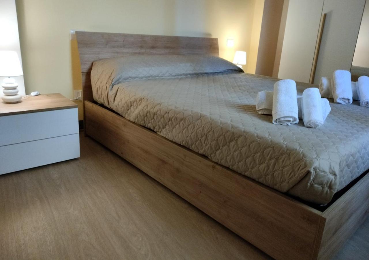 The Walls Apartment ลุคคา ภายนอก รูปภาพ